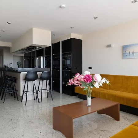 公寓 Bel Air - Stylish With Luxury Kitchen And Sauna T58